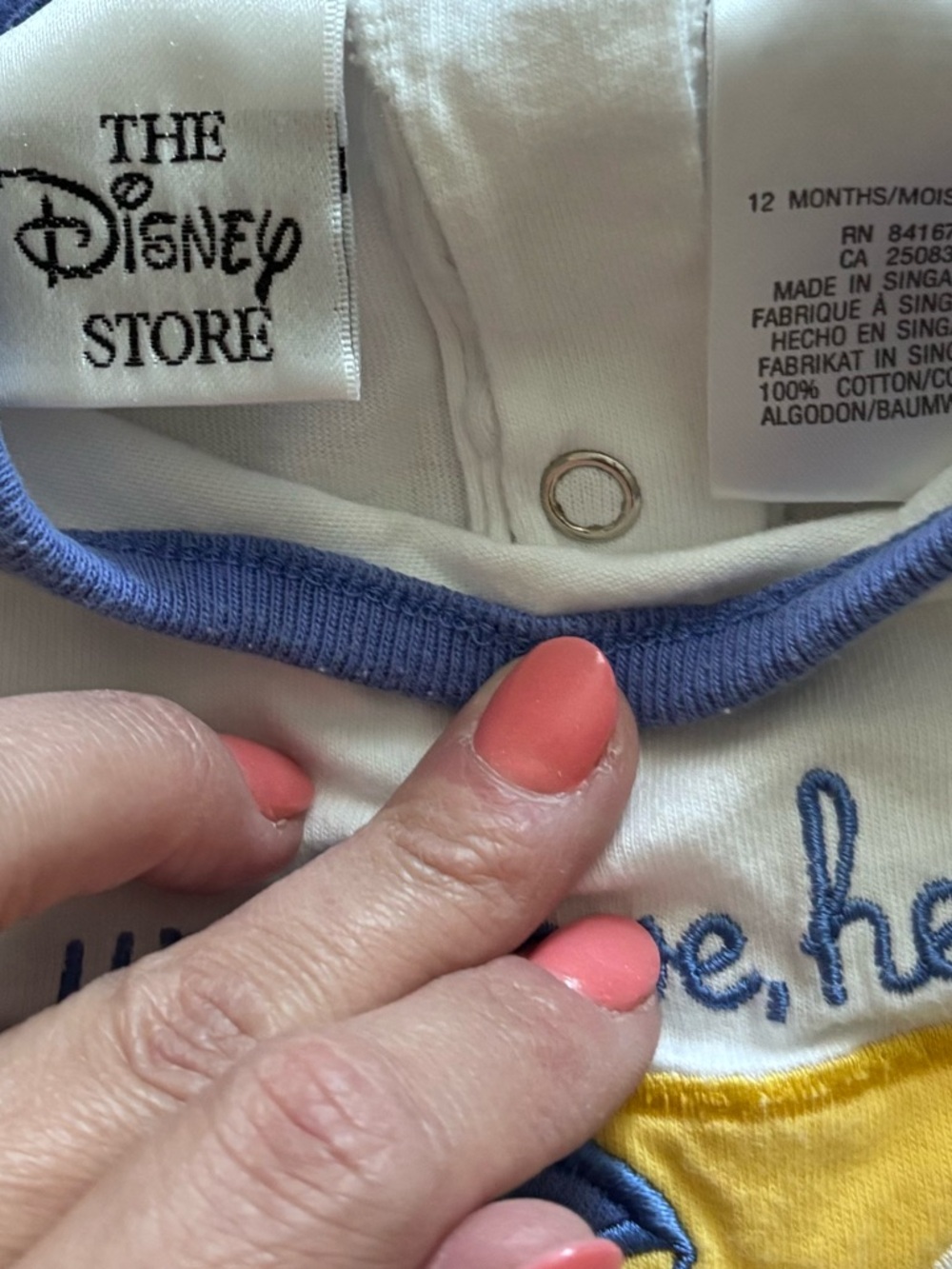 Vintage Disney Dumbo Baby Romper White Blue embroidered Graphic 12 Months - Picture 5 of 5